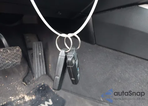 2006 BMW 330I z USA, uszkodzony, nr VIN WBAVB33516PS14615